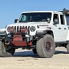 Full-Width Steel Bullbar for Jeep Wrangler JL / Gladiator JT - Image 1