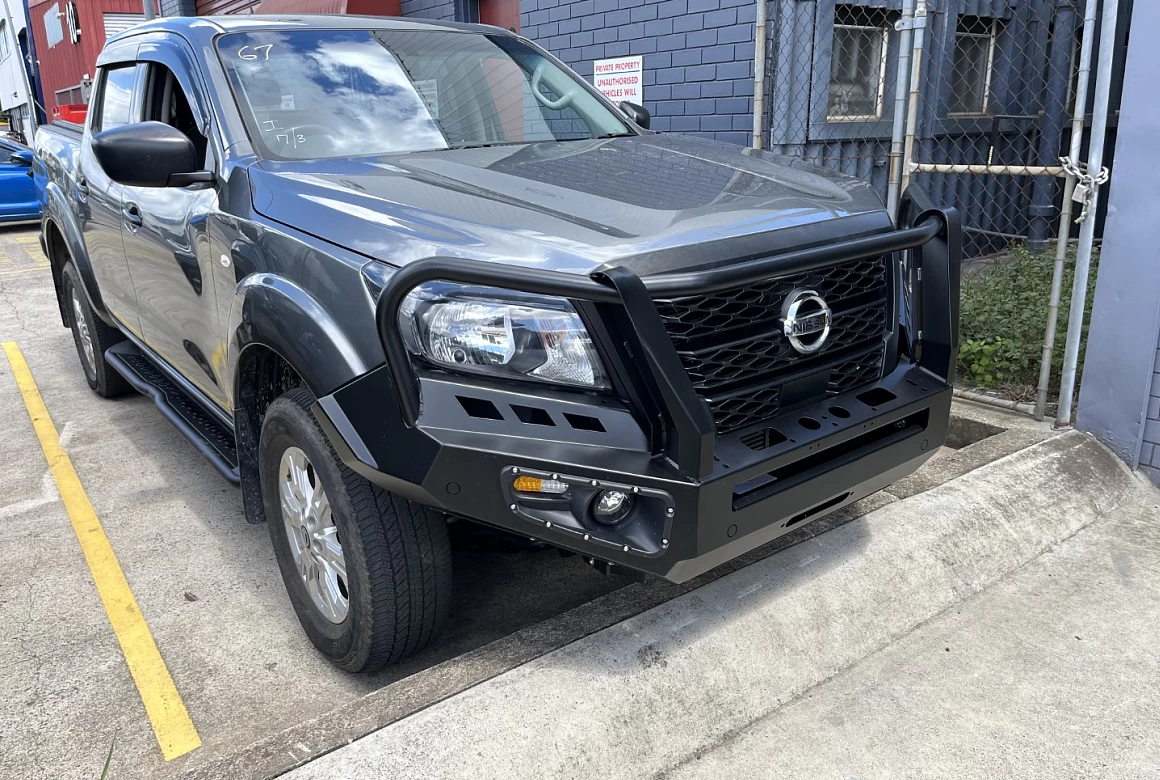 Overland Bullbar for Navara NP300 2020+ Post Face Lift Model