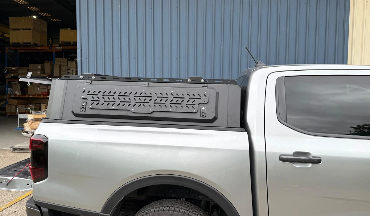 Ford Ranger · 2022+ with Low profile steel canopy