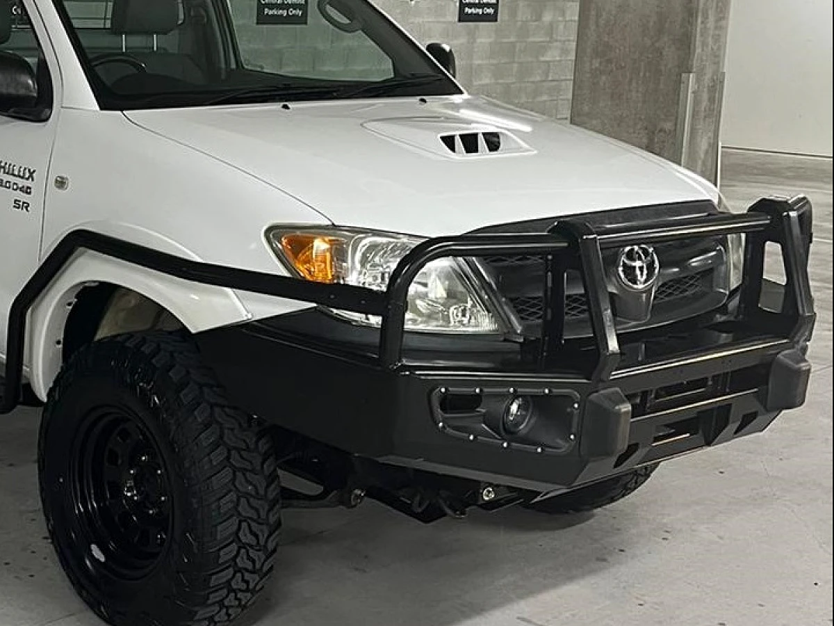 Overland Bullbar for TOYOTA HILUX 2005-2011 Airbag ADR Approved Gloss Black Powder Coat Steel