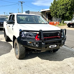 Overland Bullbar for TOYOTA HILUX N80 Pre Facelift Model 2015-2019