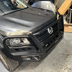 Overland Bullbar for Navara NP300 2020+ Post Face Lift Model