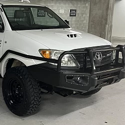 Overland Bullbar for TOYOTA HILUX 2005-2011 Airbag ADR Approved Gloss Black Powder Coat Steel