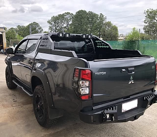 Image of Revolution Sports Bar (w/ LEDs) for Mitsubishi Triton