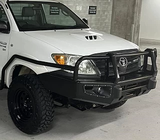 Image of Overland Bullbar for TOYOTA HILUX 2005-2011 Airbag ADR Approved Gloss Black Powder Coat Steel