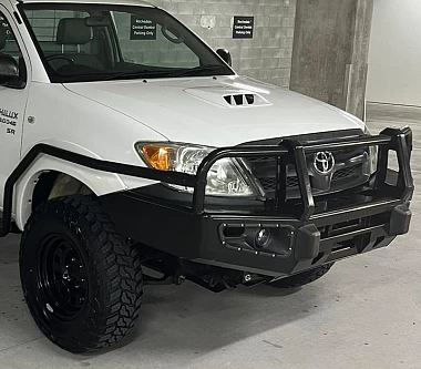 Image of Overland Bullbar for TOYOTA HILUX 2005-2011 Airbag ADR Approved Gloss Black Powder Coat Steel