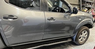 Image of Side Steps for Navara NP300 D23 2020+