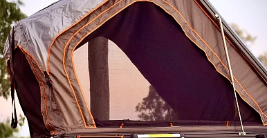 Image of Aluminum Hardshell Roof Top Tent | Camping