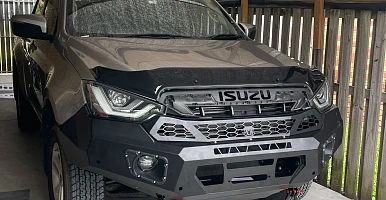Image of D-max 2020-2024 Revolution Bullbar