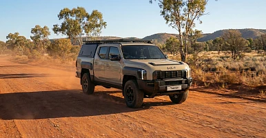 Image of Kia Tasman 2025+ Steel Canopy | Matte Black, Front/Rear Window