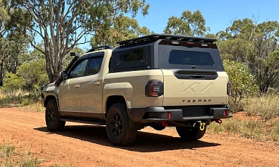 Another Kia Tasman S, SX, SX+, X-Line, X-Pro 2025+ build in the showroom