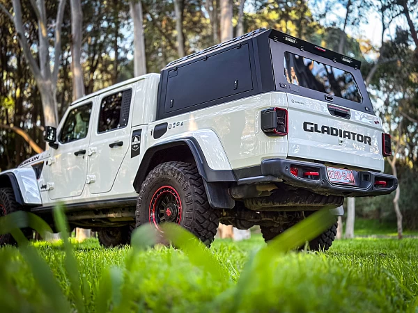Jeep Gladiator JT fitted with Aluminium Canopy for Jeep Gladiator JT - View 11
