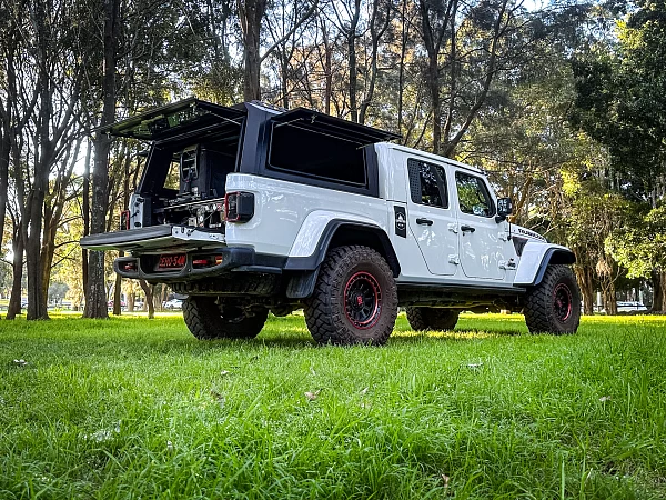 Jeep Gladiator JT fitted with Aluminium Canopy for Jeep Gladiator JT - View 15