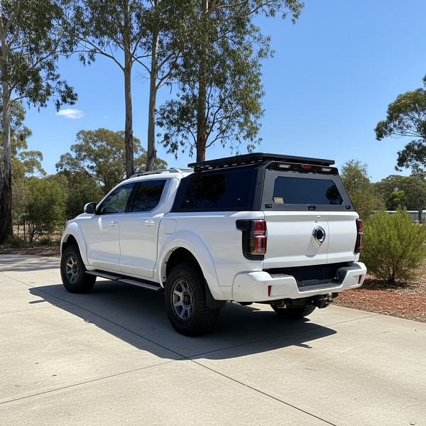 GWM Cannon Cannon X / Vanta with canopy