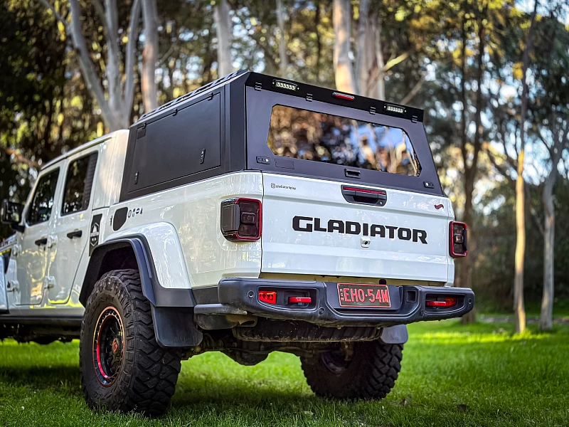 Premium ute canopy on Jeep Gladiator