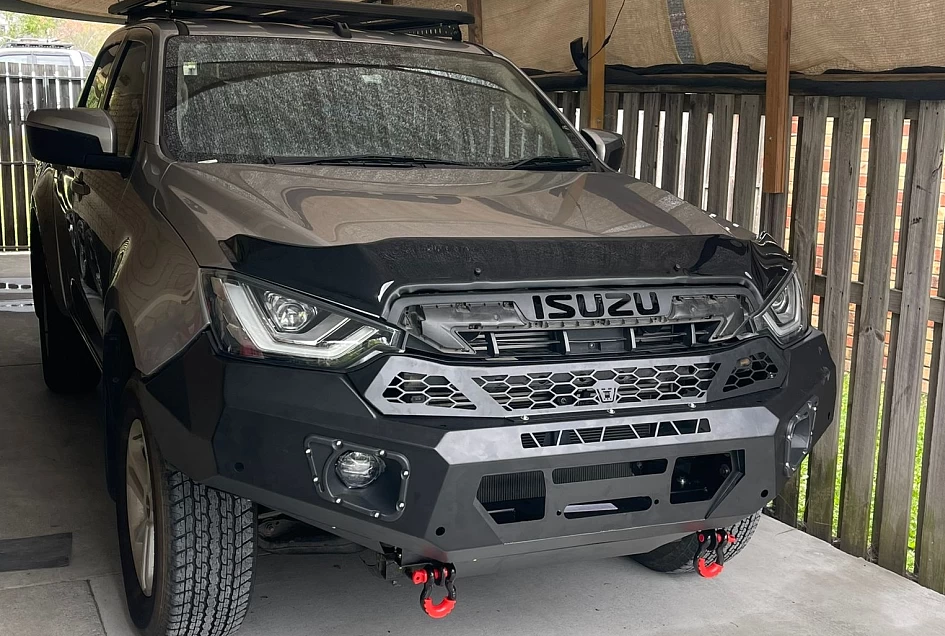 D-max 2020-2024 Revolution Bullbar